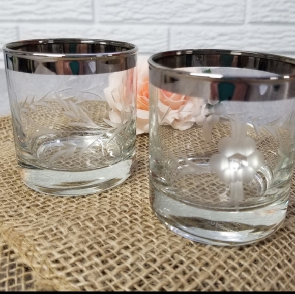 Etched glass silver rimmed candle holders - Picture 10 of 10